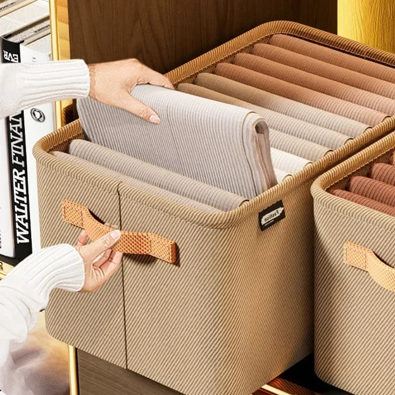 Caja organizadora de ropa con asas – plegable y resistente